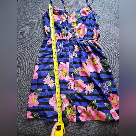 Forever 21 vibrant summer dress - Picture 4 of 6